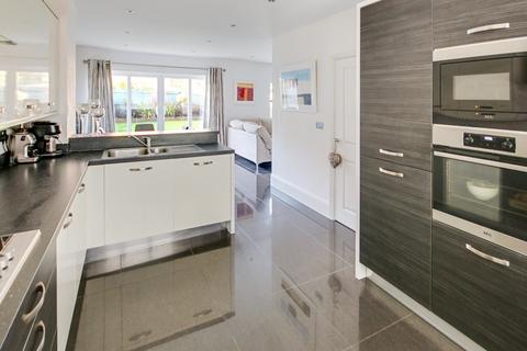 4 bedroom detached house for sale, The Furrows, Crawley Down, RH10