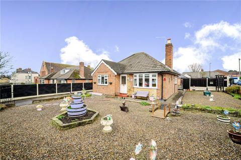 2 bedroom bungalow for sale - High Street, Harrogate, North Yorkshire