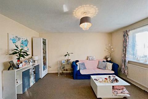 2 bedroom flat to rent, 6 Brewery Close, HA0 2XA
