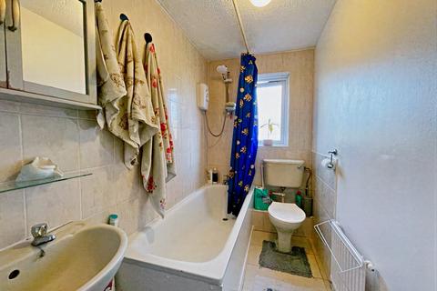 2 bedroom flat to rent, 6 Brewery Close, HA0 2XA