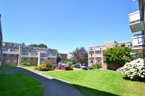 2 bedroom maisonette for sale - Jireh Court, Haywards Heath RH16