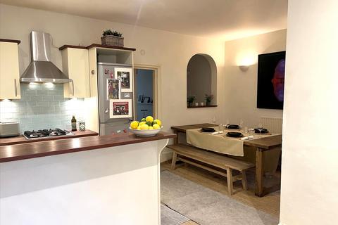 2 bedroom flat for sale, Finborough Road, Chelsea SW10