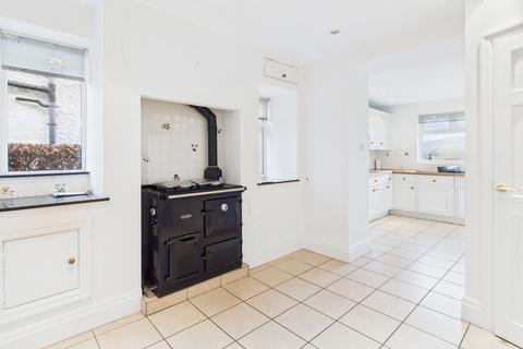 undefined, 45 Kendal Green, Kendal