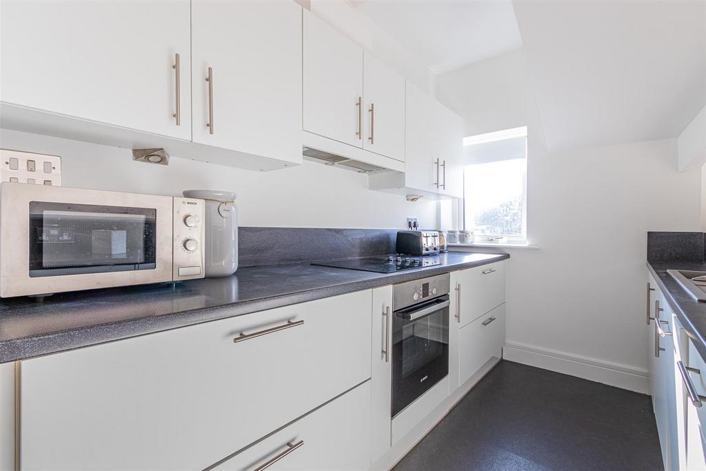 Cathedral Road 96, 5 (6 of 10).jpg