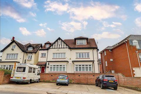 3 bedroom flat for sale - Kings Road, Westcliff-On-Sea SS0