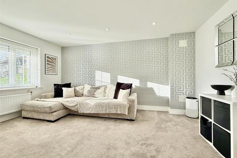 4 bedroom detached house for sale, Petty Croft, Broomfield, Chelmsford