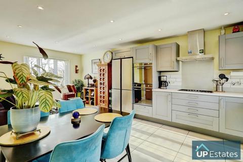 undefined, Blackthorn Close, Rugby