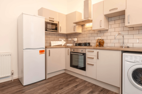 3 bedroom flat to rent, Falmouth Road, London, SE1