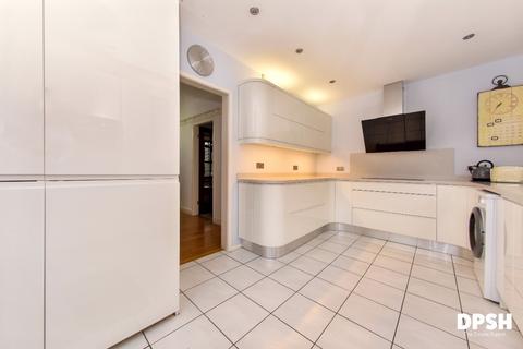 2 bedroom detached bungalow for sale, Pudsey Road, Leeds