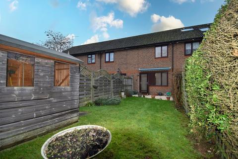 2 bedroom terraced house for sale, Wellington Drive, Welwyn Garden City AL7