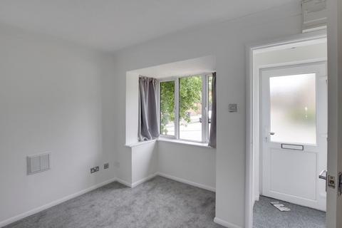 1 bedroom property to rent, Lindisfarne Close, St. Neots PE19