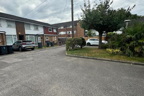 Lawdons Gardens, Croydon CR0