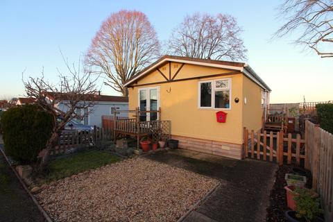 2 bedroom park home for sale - Limekiln Lane, Baldock, SG7