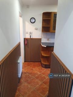 3 bedroom semi-detached house to rent, Lower Broad Street, Dagenham, RM10