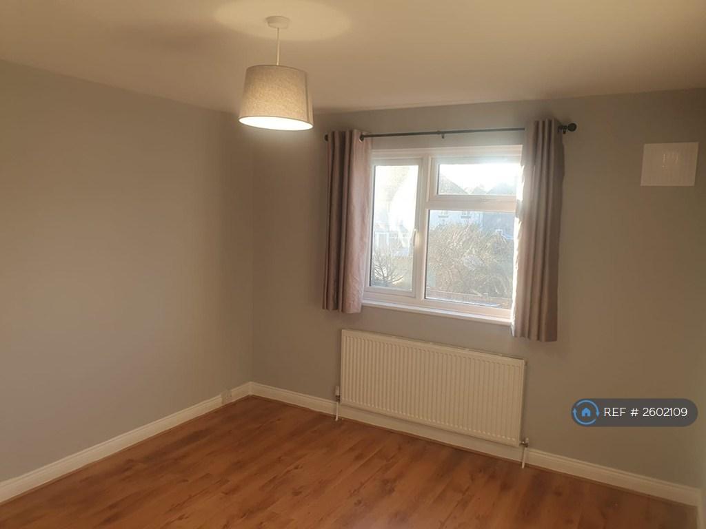 Large Bedroom