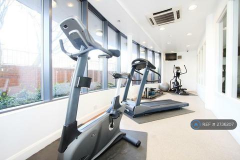 2 bedroom flat to rent, Tower Court, Newcastle-Under-Lyme, ST5