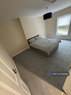 1 bedroom in a house share to rent, Bell Road, Sittingbourne, ME10