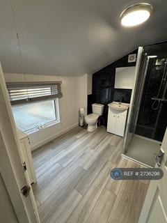 1 bedroom in a house share to rent, Bell Road, Sittingbourne, ME10