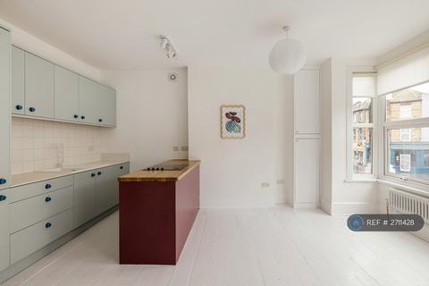 3 bedroom flat to rent, High Road Leyton, London, E15