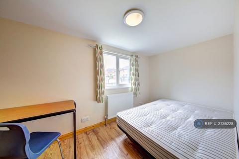 undefined, Addison Gardens, Kingston Upon Thames, KT5