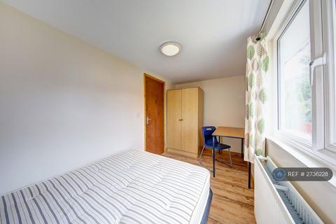 undefined, Addison Gardens, Kingston Upon Thames, KT5