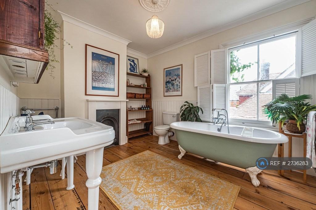 Main Bathroom