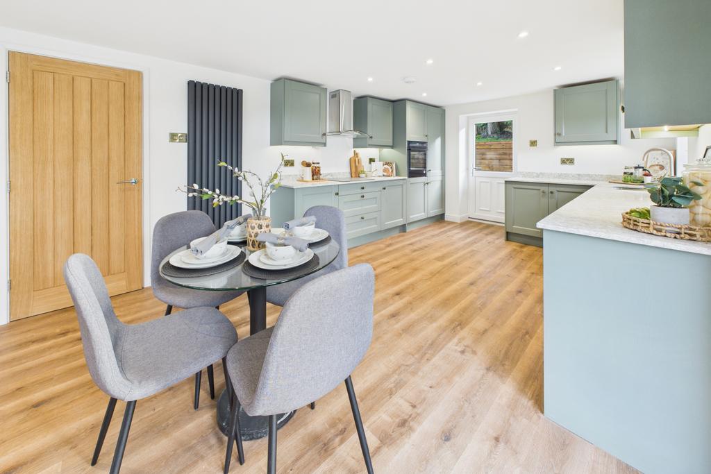 Kitchen/Dining Area