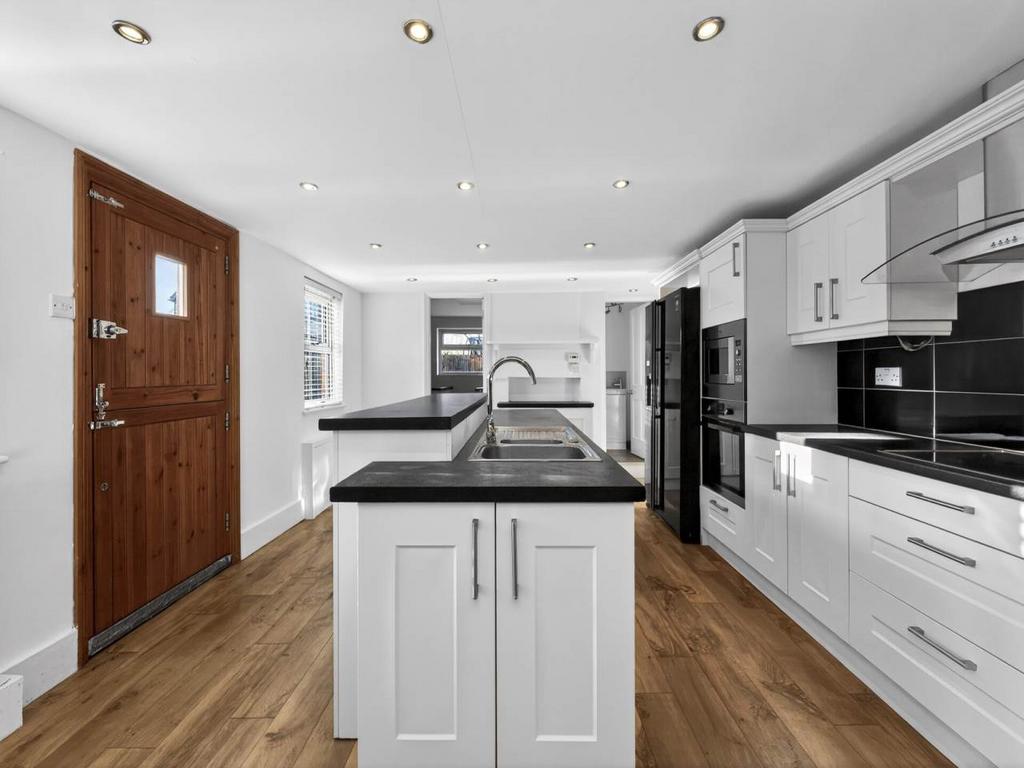 Kitchen (6)