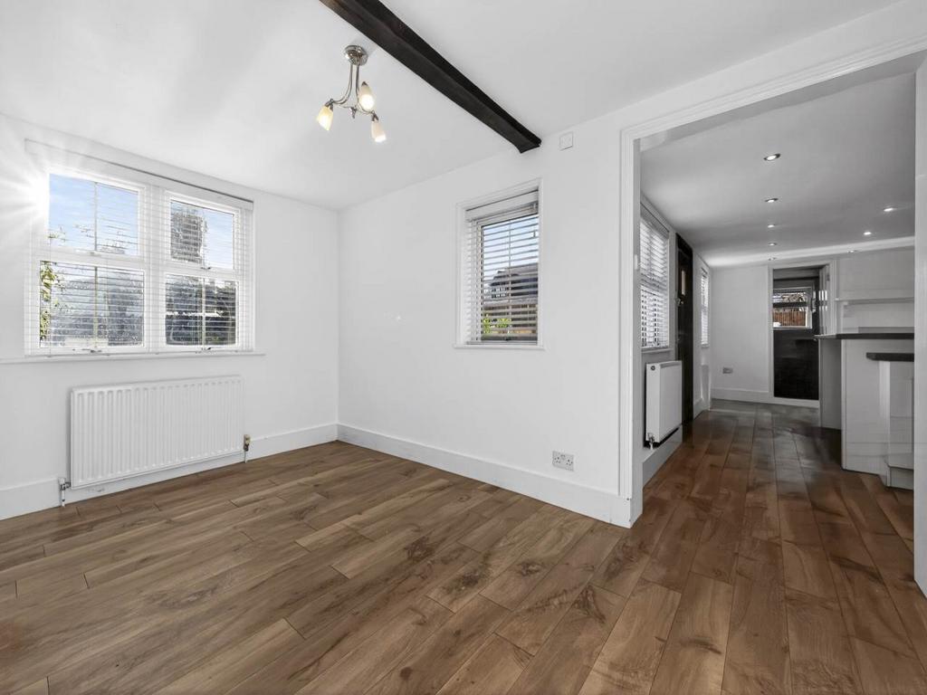 Dining Room (3)