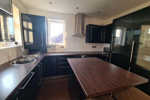 2 bedroom apartment to rent - St Christophers Way, Bare, Morecambe, LA4