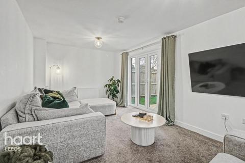 3 bedroom detached house for sale, Ramble Crescent, Leeds