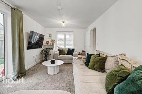 3 bedroom detached house for sale, Ramble Crescent, Leeds