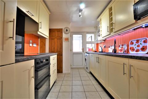 3 bedroom terraced house to rent, Trinity Road, Stamford, PE9