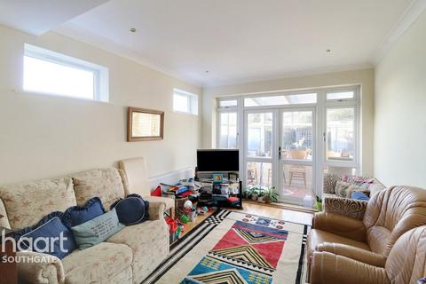 4 bedroom end of terrace house for sale, Arlington Road, London