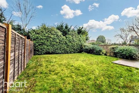 5 bedroom detached house for sale, Ridgemead Close, London