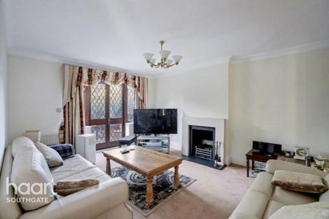 undefined, Ridgemead Close, London
