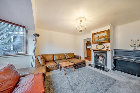 undefined, Maple Close, Mitcham CR4