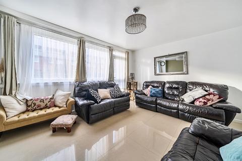 3 bedroom apartment for sale, Haslemere Avenue, Mitcham CR4