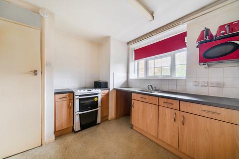undefined, London Road, Mitcham CR4