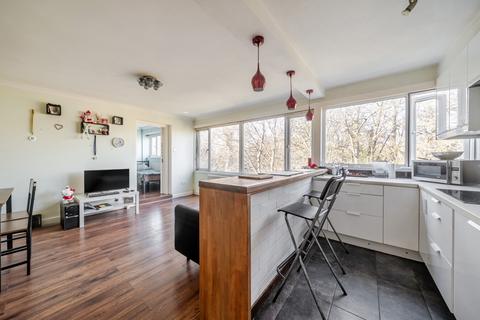 1 bedroom apartment for sale, Rawnsley Avenue, Mitcham CR4