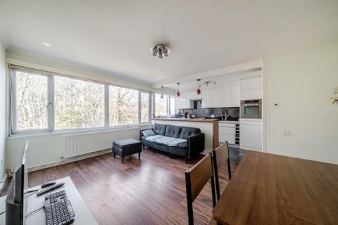 undefined, Rawnsley Avenue, Mitcham CR4