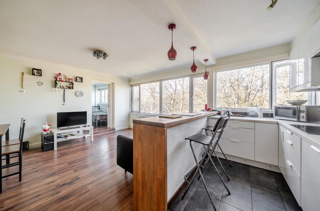 Kitchen/Reception