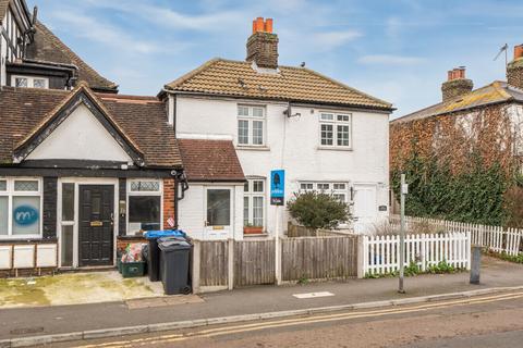 2 bedroom semi-detached house for sale, Commonside East, Mitcham CR4