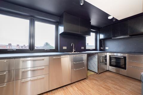 3 bedroom apartment for sale, Commonside East, Mitcham CR4