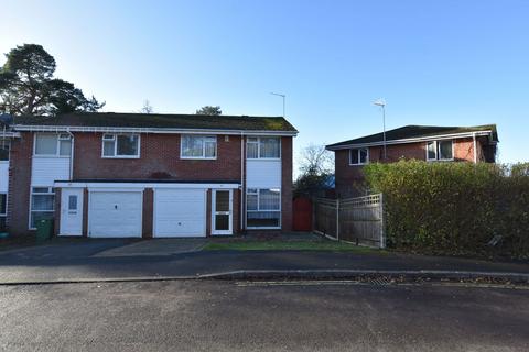 4 bedroom end of terrace house for sale - Oak Tree Road, Bordon GU35