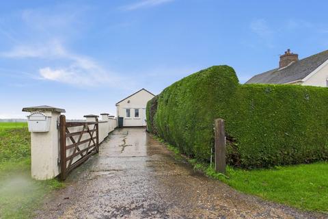 2 bedroom semi-detached house for sale - High Street, Faldingworth, LN8