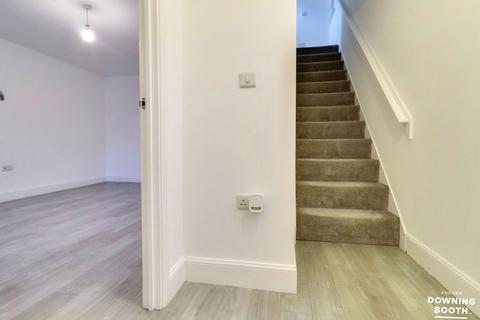 3 bedroom semi-detached house for sale, Poplar Road, Lichfield WS13