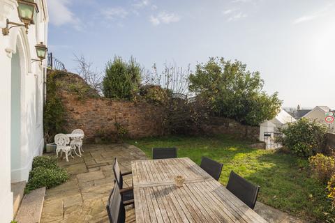 5 bedroom detached house for sale, Le Mont Cambrai, St. Lawrence, Jersey
