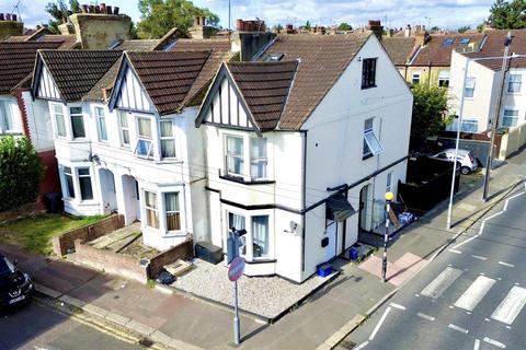 undefined, Ramuz Drive, Westcliff-on-Sea
