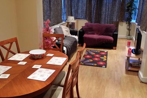 5 bedroom house to rent, Buckingham Road, Leeds LS6